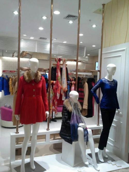 佩杰女装店铺形象