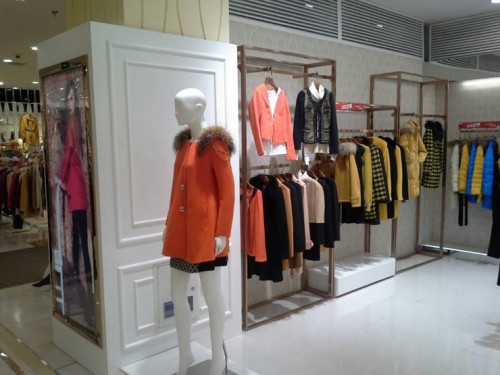 佩杰女装店铺形象