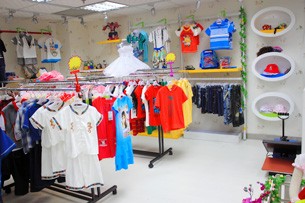 阳光衣派童装店铺形象