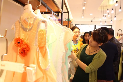 木茜格女装店铺展示