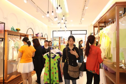 木茜格女装店铺展示