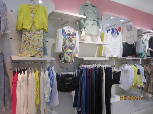 卡茵琪女装店铺展示