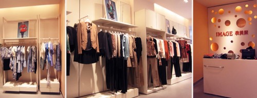 衣美聚女装店铺展示