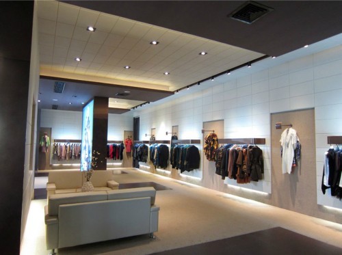 诗凡吉女装店铺形象