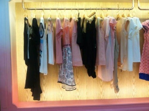 欧斓雅女装店铺形象