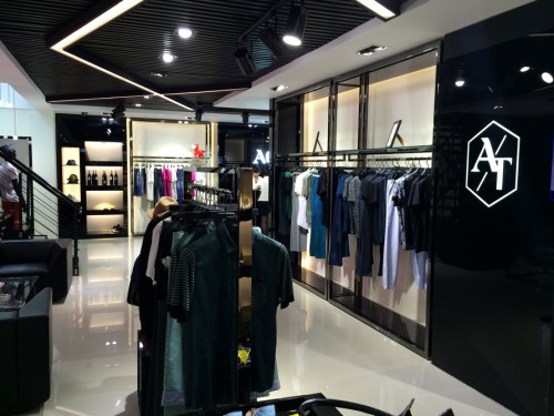 艾特男装店铺展示