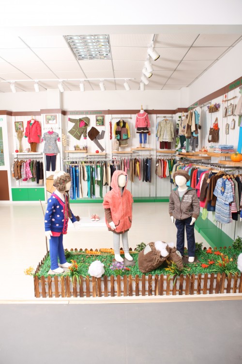 棉花驿站童装店铺形象