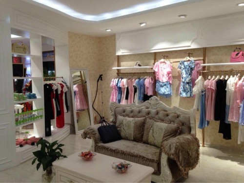 米拉格女装店铺形象