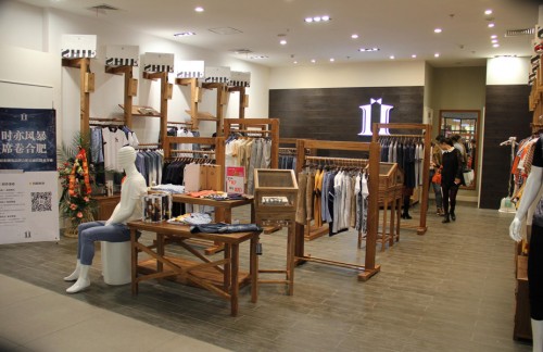 时亦男装店铺形象