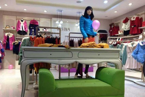 百馨娜女装店铺展示