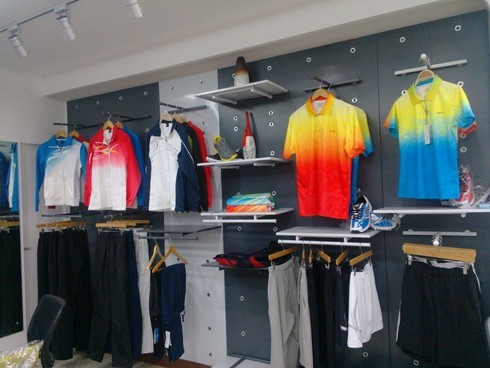 LET运动装店铺展示