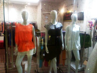 麦莲娜女装店铺展示