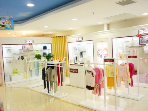 久岁伴内衣店铺展示