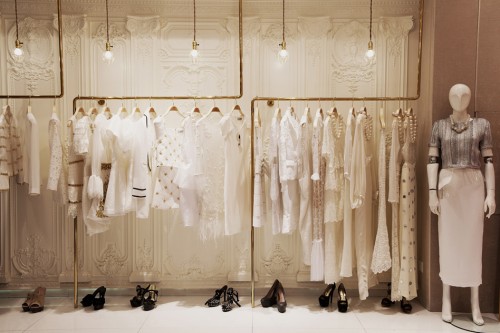 我爱漂亮女装店铺形象