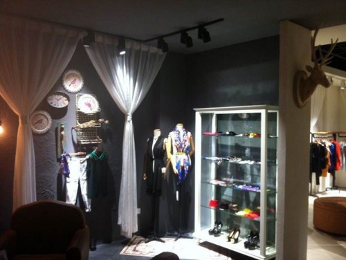 欧陆天使女装店铺形象