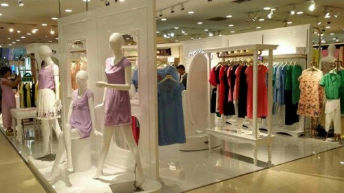 图案女装店铺形象