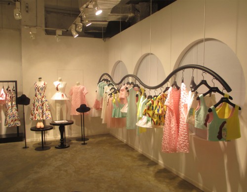 Annakiki女装店铺形象