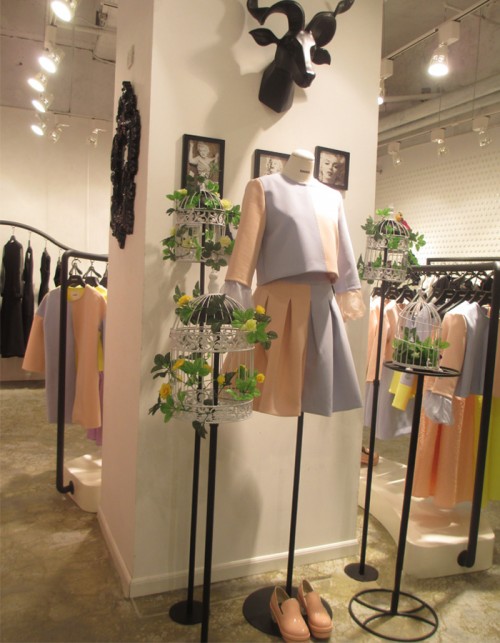 Annakiki女装店铺形象