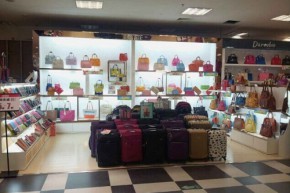 东门天虹丽天妮柜店铺展示