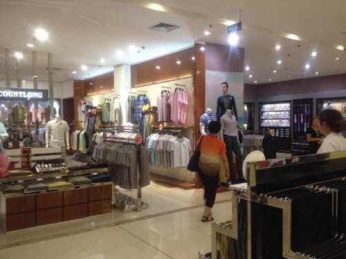 伯爵诗兰男装店铺形象