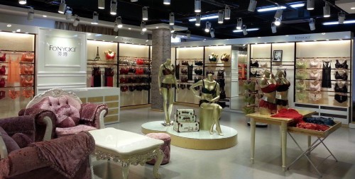 芬琦内衣店铺展示