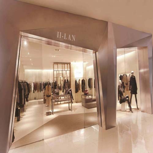 懿兰女装店铺展示