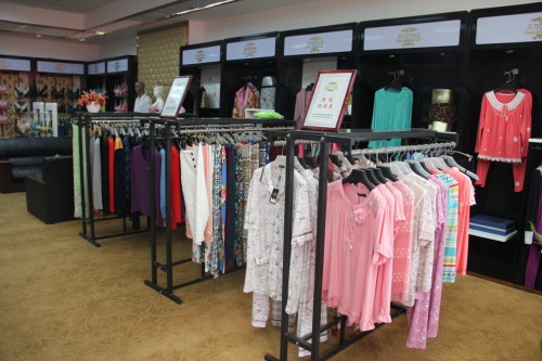 安希娅内衣店铺展示