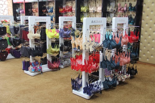 安希娅内衣店铺展示