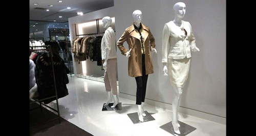 罗伯特歌美女装店铺形象