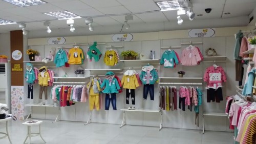 奈迪贝熊童装店铺展示