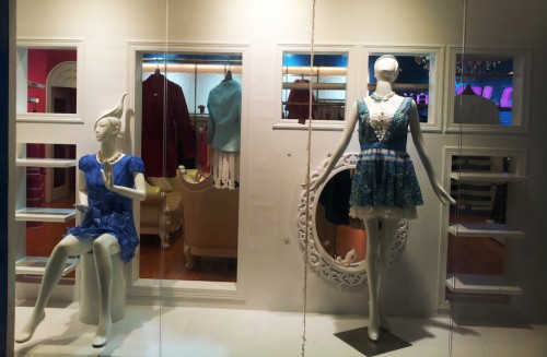 芘筃女装店铺展示