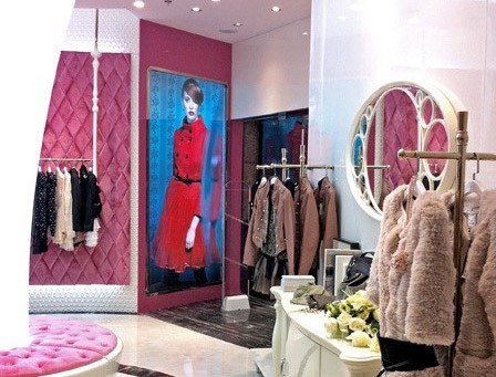 曼娅奴女装店铺展示