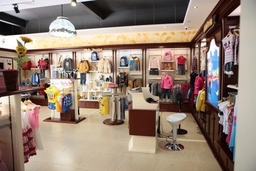 哈乐猴童装店铺形象