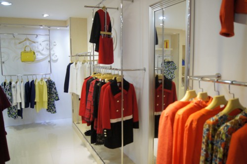 泰格女装店铺形象