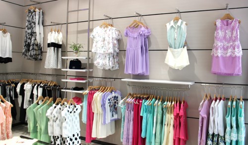 MR女装店铺展示