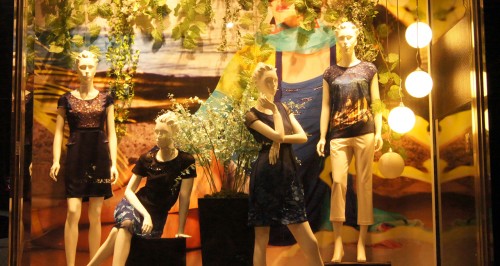 温莎蒂女装店铺形象