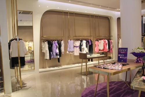 S+女装店铺展示