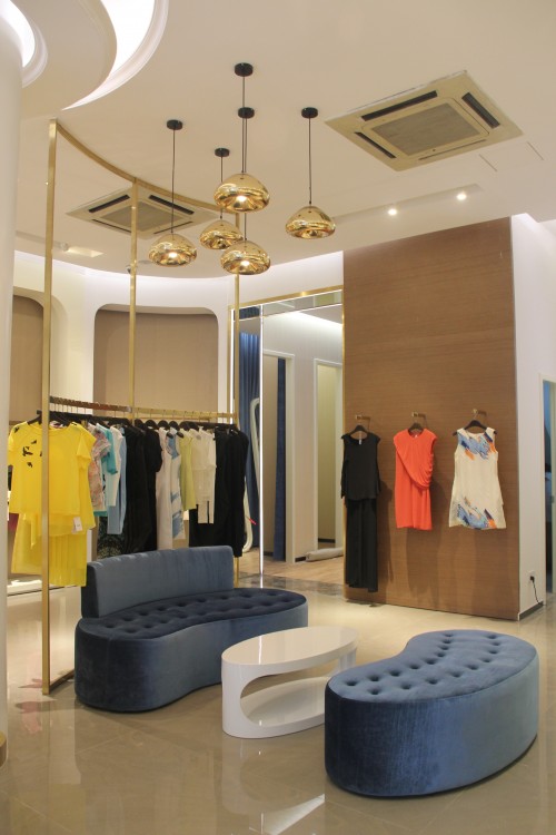 S+女装店铺展示