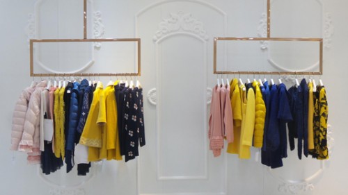 利宝妮女装店铺形象