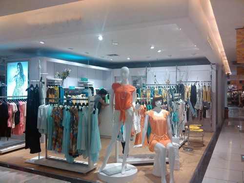 诺然•郦思女装店铺形象