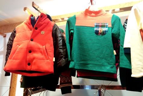 耶丽雅童装店铺形象