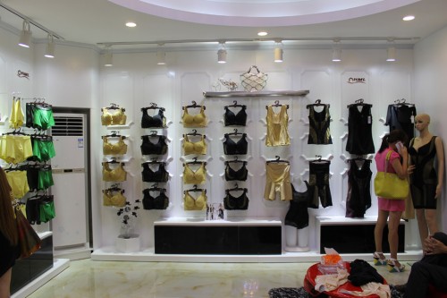 完美宣言内衣店铺形象