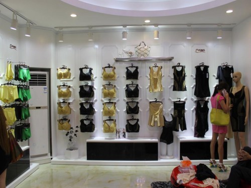 KML内衣店铺展示