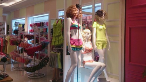 丽人花内衣店铺形象