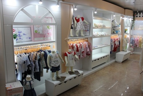 蓓宝童装店铺形象