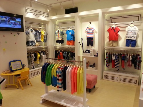 SFITKIDS童装店铺展示