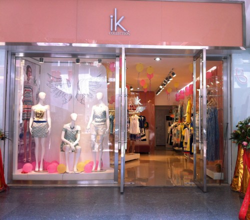 ik女装店铺形象