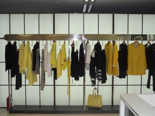 诗佳欣帛女装店铺形象