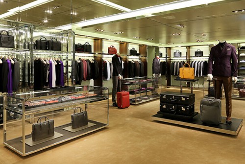 普拉达休闲装店铺形象