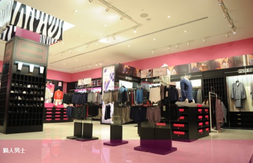 猫人男士内衣店铺展示